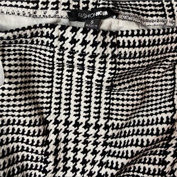 Crop top - Picture 2 of 2